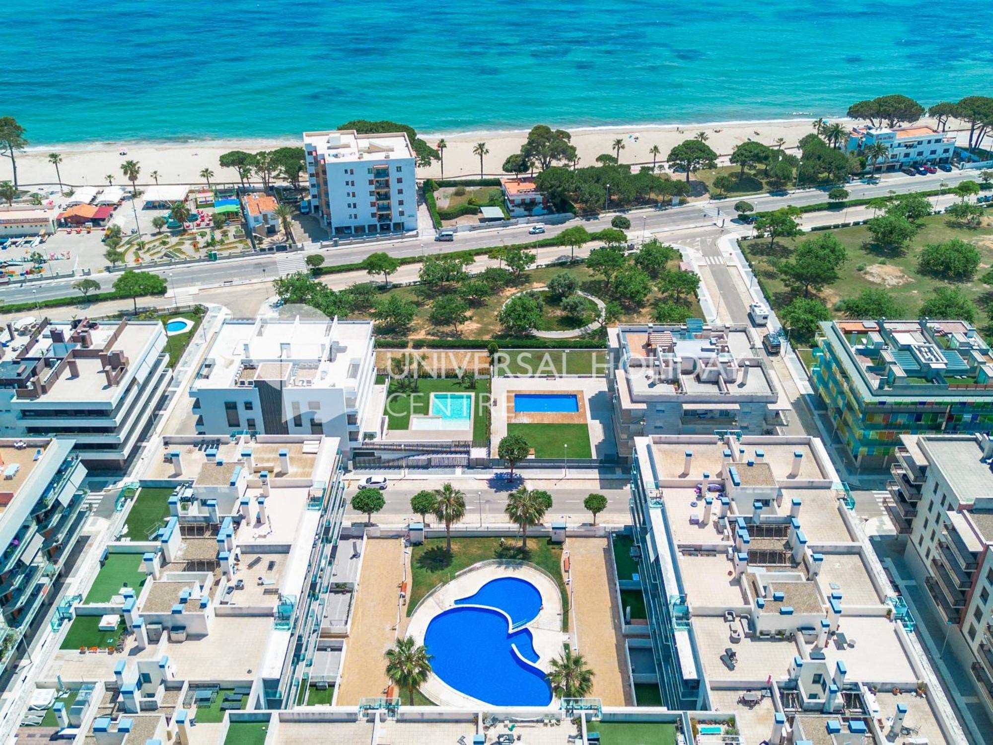 Апартаменты Uhc Mar Augusta Family Complex Камбрильс Номер фото